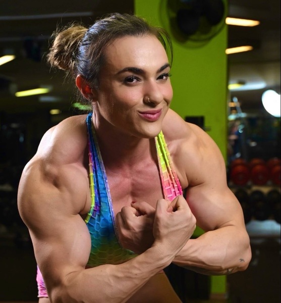 THEMUSCLEGODDESS Photo THEMUSCLEGODDESS Photo