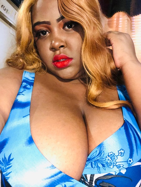 TrinaFoxx Photo TrinaFoxx Photo