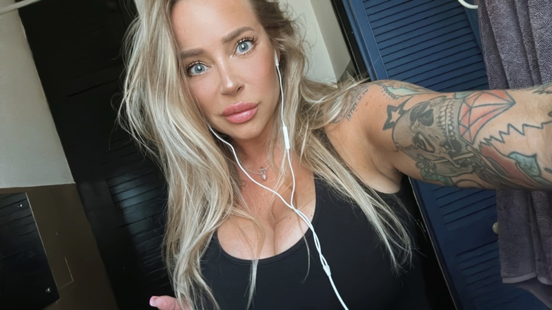 SadiexDesire Photo