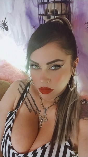 ChelaQueen18 Photo