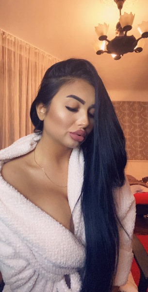 mistress_meryem Photo mistress_meryem Photo