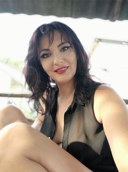 melonybuckler Photo melonybuckler Photo