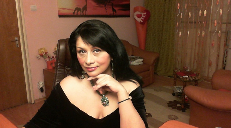 ClassybutNaughty Photo