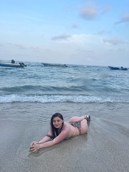 Elisacolevanss Photo