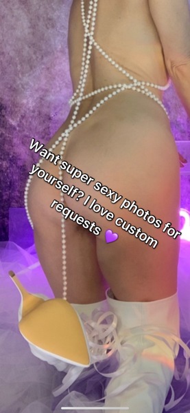 RobinErotic Photo