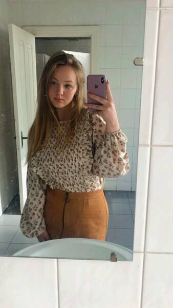 LylaYeess Photo LylaYeess Photo