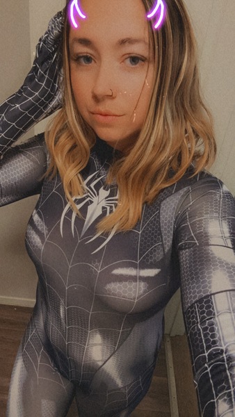 SkyJonesXO Photo