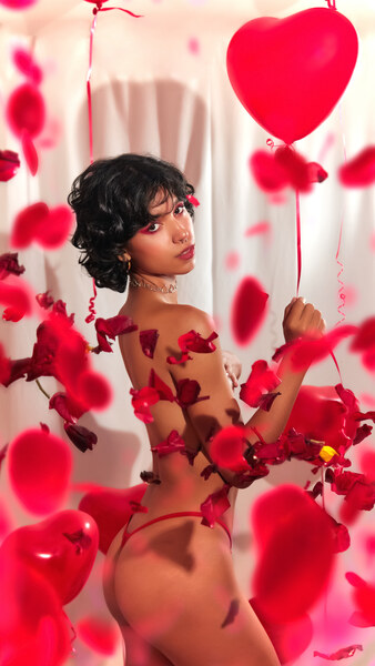 PrettyBlaze Photo
