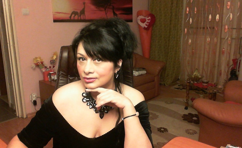 ClassybutNaughty Photo