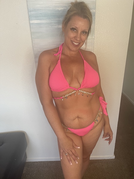 DaniHoward Photo