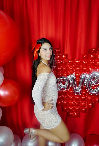 Mialopez101 Photo