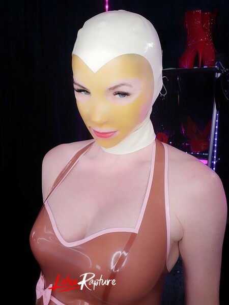 LatexRapture Photo