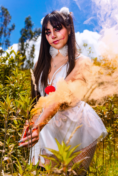 Tara_Red Photo Tara_Red Photo