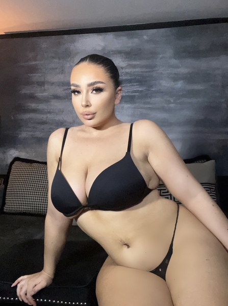 Kyliemillerr Photo