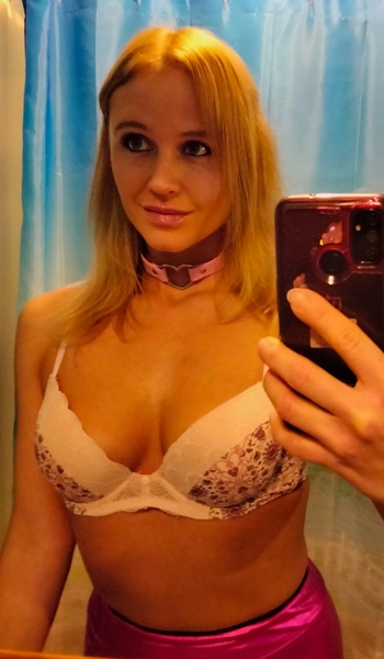 KasharaNicole Photo