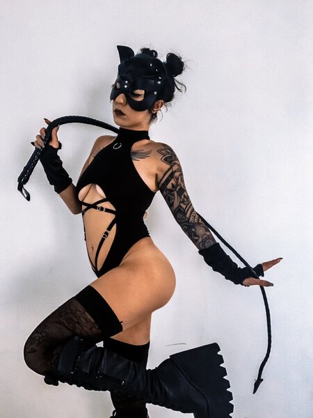 GoddessElaraa Photo