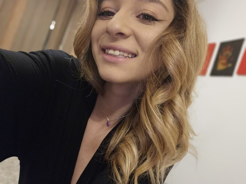 HaileyCole Photo