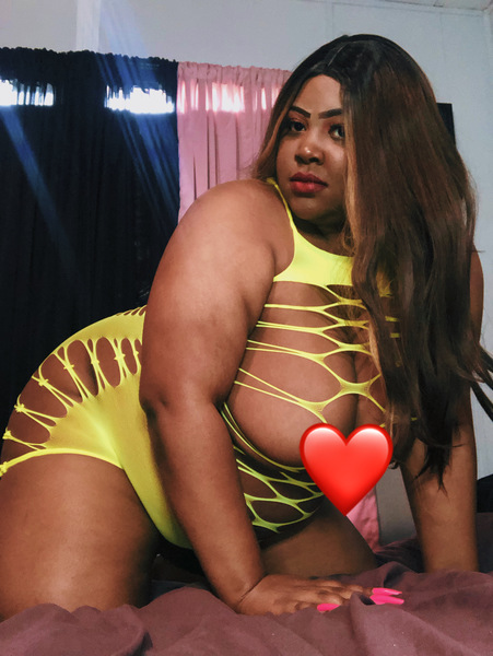 TrinaFoxx Photo TrinaFoxx Photo