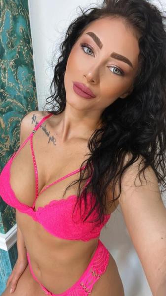 AngieShaen Photo AngieShaen Photo