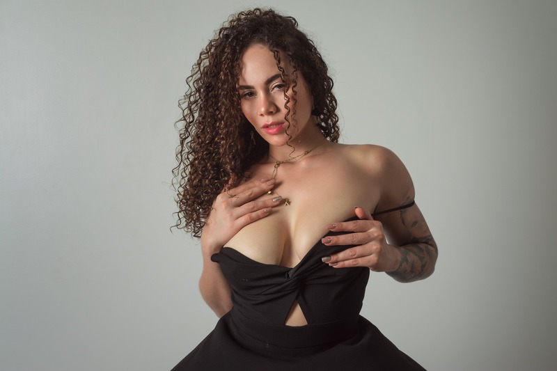 DannaCurly Photo DannaCurly Photo