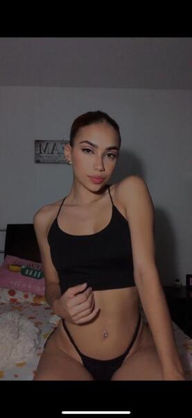 AnnieAdaams Photo