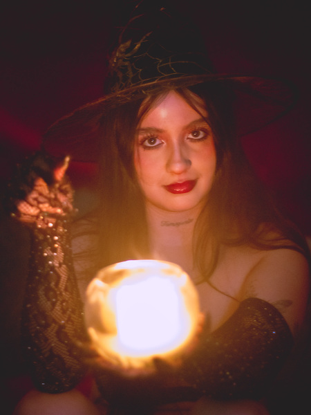 SabrinaLennox129 Photo