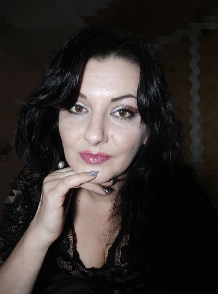 melonybuckler Photo melonybuckler Photo