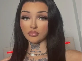 ArianaHoney Live Cam
