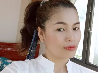 Lililove99 Live Cam