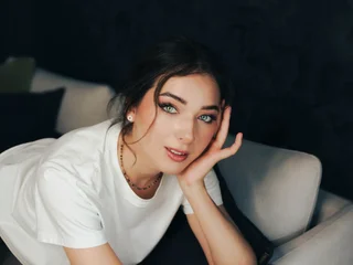 MeganxKISS19 Live Cam