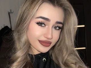 NickyBloom Live Cam