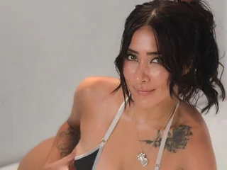 NicolePowell Live Cam