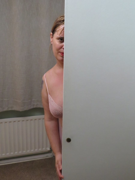 LucyLusciousLips Photo