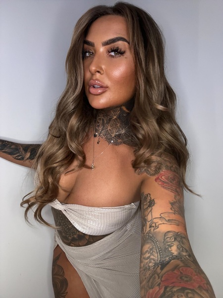 Karolinaox Photo