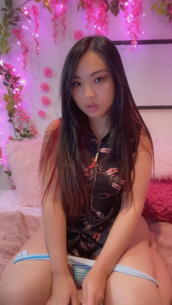 SakuraChu Photo