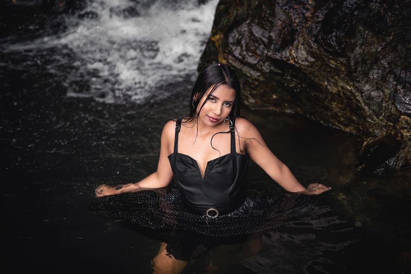 AmelieBurns Photo AmelieBurns Photo