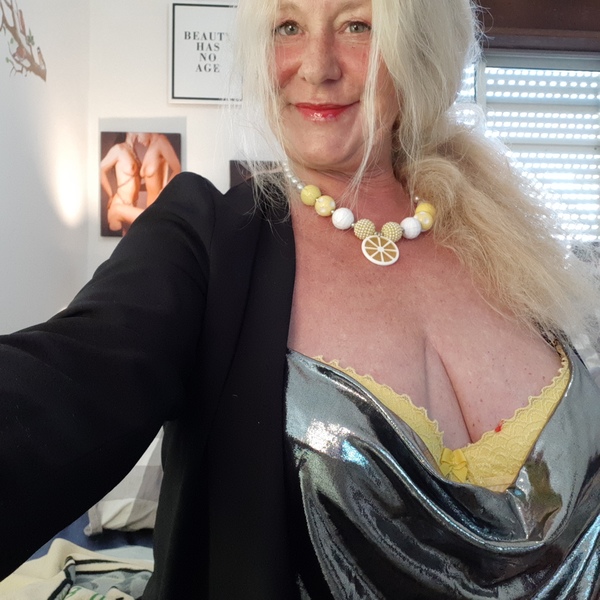 THESensualhorny Photo