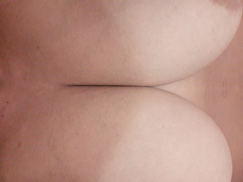 Boredhousewifex Photo