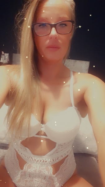 Aimz2PleaseX Photo
