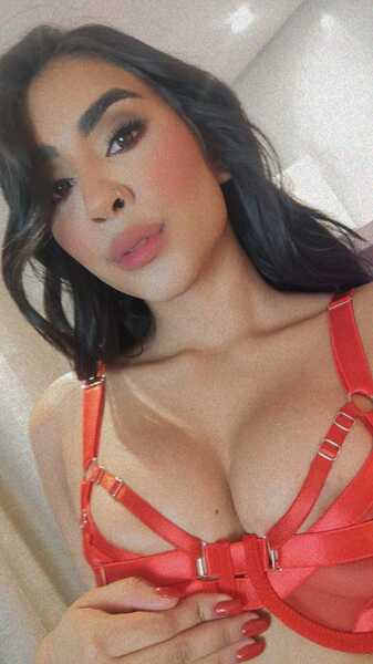 IsabellaaDiior Photo
