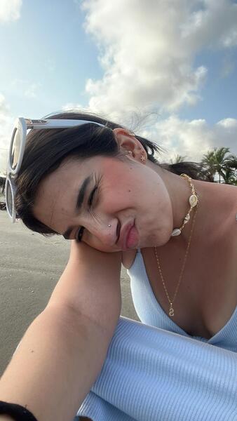 Mialopez101 Photo