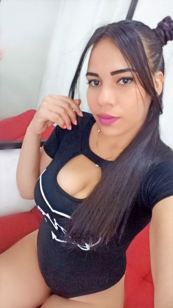 LanaBigTits Photo