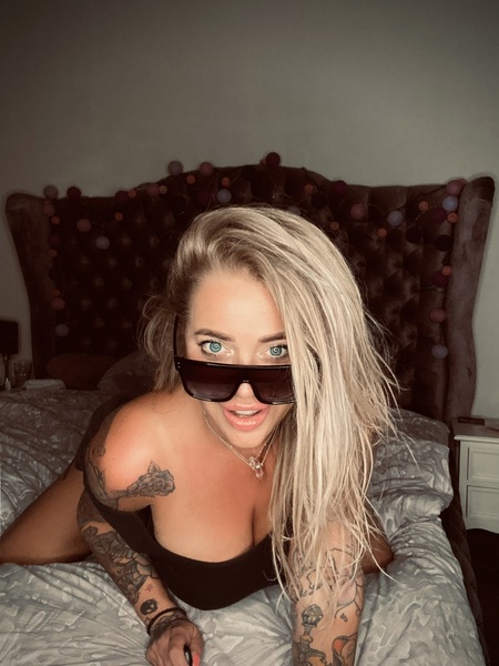 SadiexDesire Photo