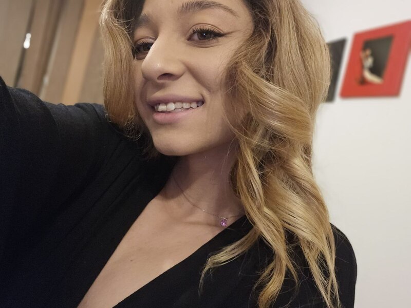 HaileyCole Photo