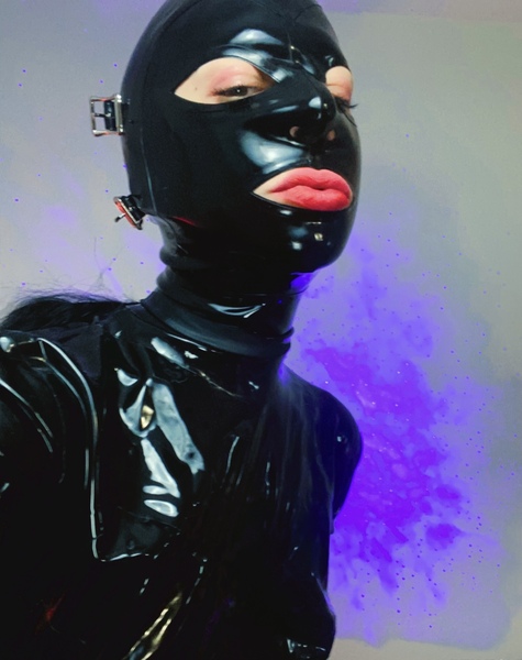 MissCocoDeville Photo