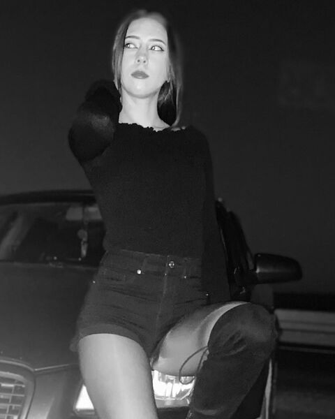 RosieEvelynn Photo RosieEvelynn Photo