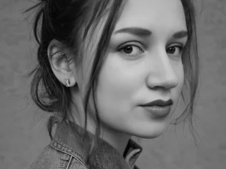 Emma_aaa Live Cam