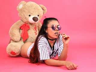 SofyAnn Live Cam
