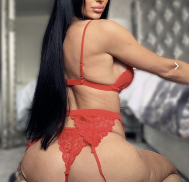 TaraJames99 Photo TaraJames99 Photo