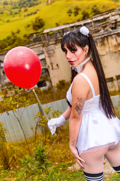 Tara_Red Photo Tara_Red Photo